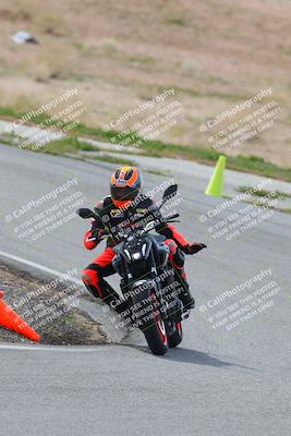 media/Mar-05-2023-TrackXperience (Sun) [[a95d40e56a]]/Group 2/session 2 turn 4/